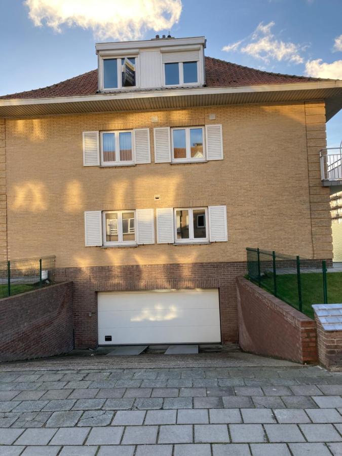 Christina Apartamento Nieuwpoort Exterior foto