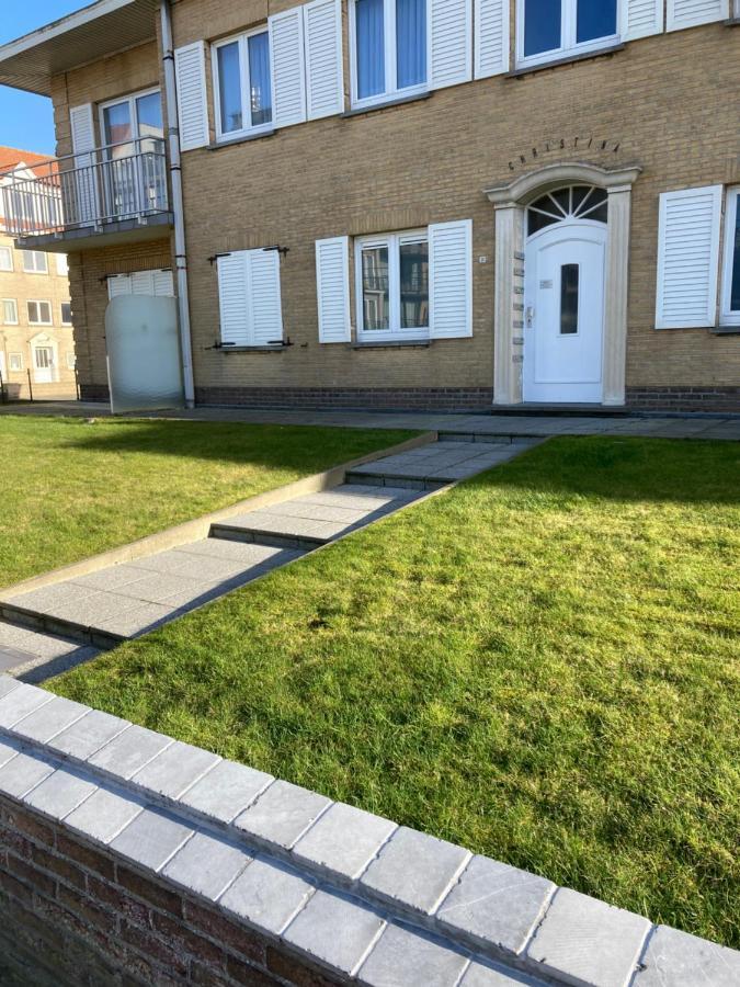 Christina Apartamento Nieuwpoort Exterior foto
